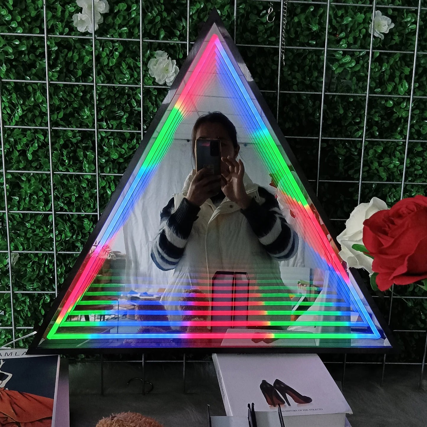 Neon Mirror Infinity Sign